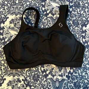 Moving Comfort Maia Stylish Black Sports Bra
